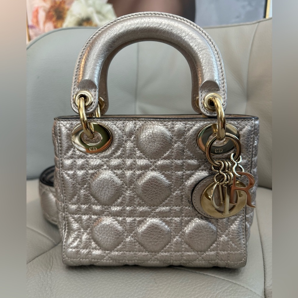 CHRISTIAN DIOR
Metallic Lambskin Cannage Mini Lady Dior Pink